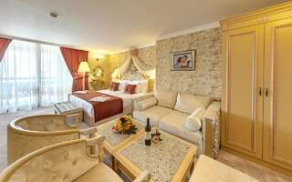 Отель Spa Hotel Rich Велинград Суперлюкс с кроватью размера «king-size» - Jiji-1