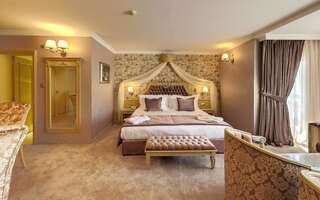 Отель Spa Hotel Rich Велинград Люкс с кроватью размера «queen-size» - Kari-1