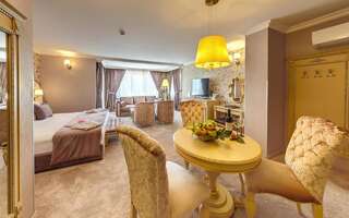 Отель Spa Hotel Rich Велинград Люкс с кроватью размера «queen-size» - Kari-3